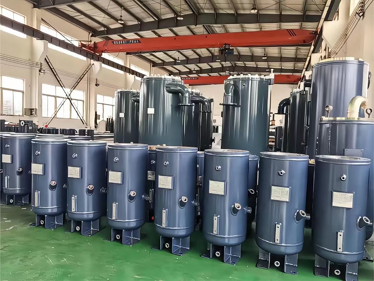 中高端空壓機(jī)用油分桶